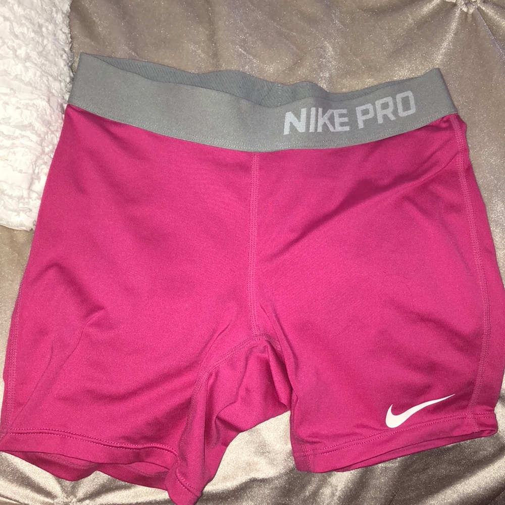 hot pink brand new nike pros